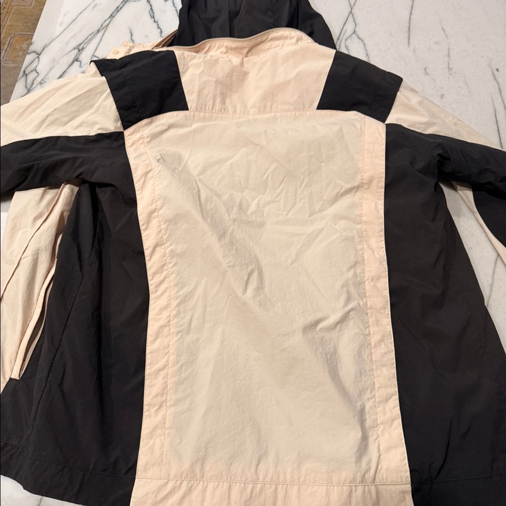 Authentic Ferrari Racing Puma Windbreaker Jacket - Picture 6 of 6